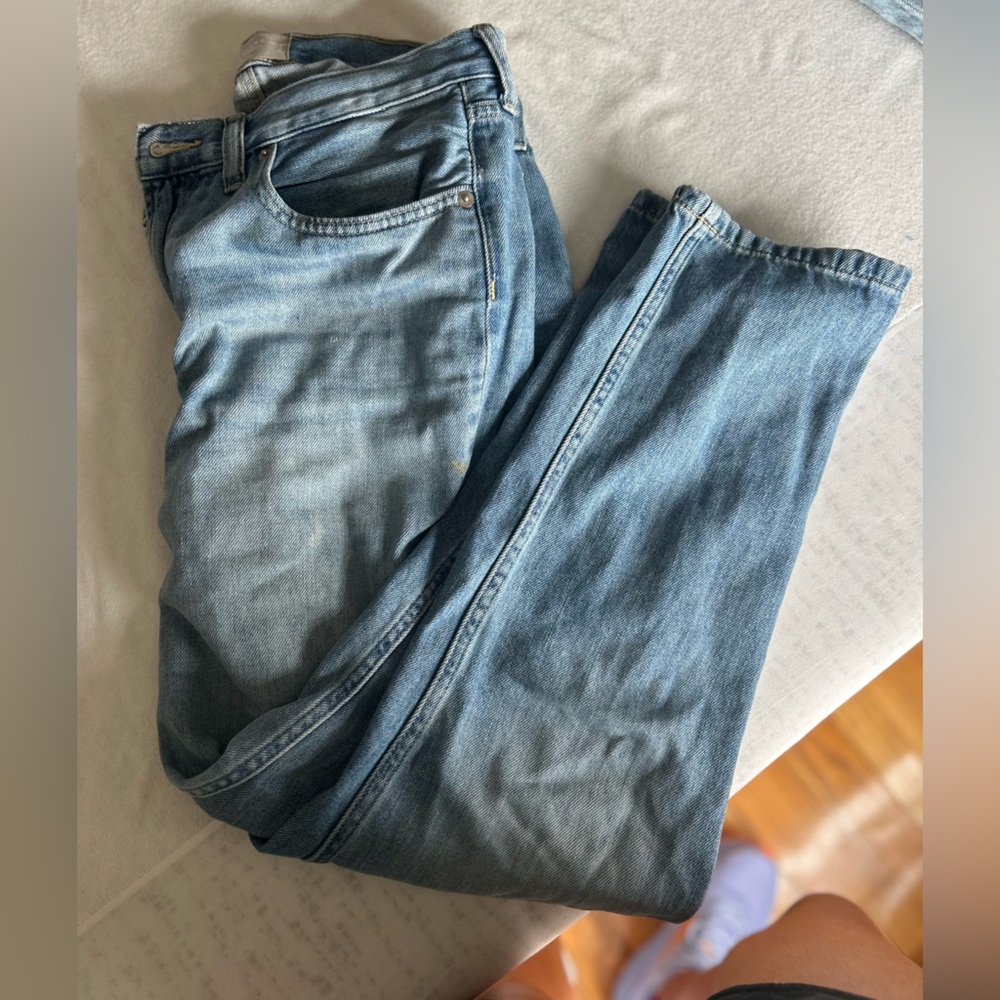 Everlane Soft Relaxed Straight Leg Jeans